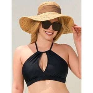 Ocean Blues Women's Plus Size Cutout V Neck Strings Halter Bikini Top.
Size M